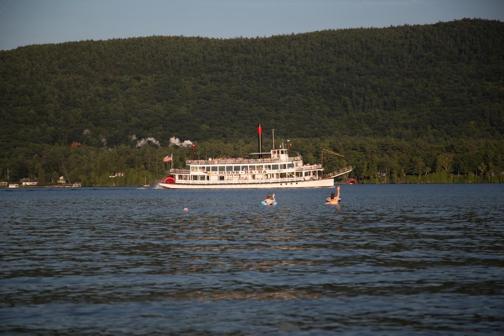 Shore Meadows Lodge Llc Lake George Eksteriør billede